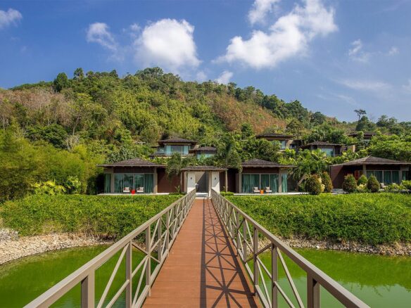 7Bedroom Luxurious villa LAYAN ID.21LA7108