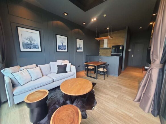 Phuket | Naiharn 1 Bedroom Freehold apartment ID.23NH101