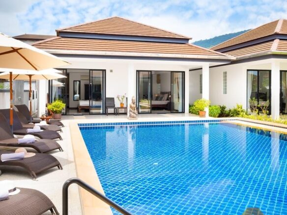 7 Bedroom Villa Near Laguna ID. 20LG7106