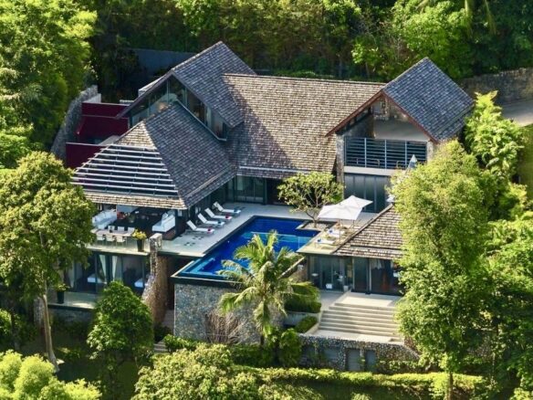 4 Bedroom Ocean Front Villa in Kamala ID. 20KA4122