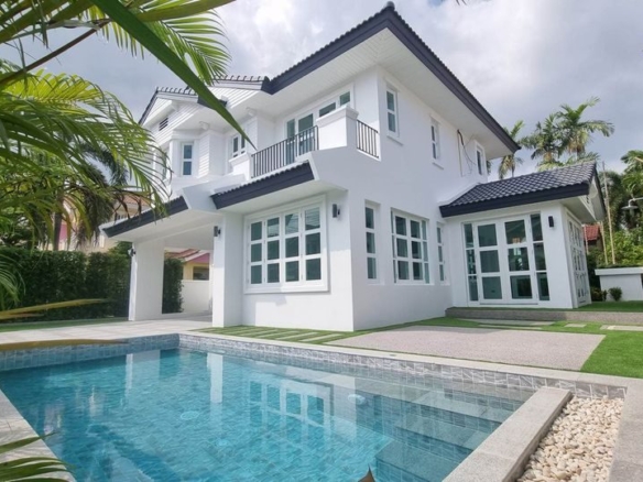 4 bedroom Pool villa Land & House ID.23CH4112