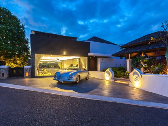 Phuket | Stylish sea view 3 Bedroom villa in Surin  ID.22SU3111