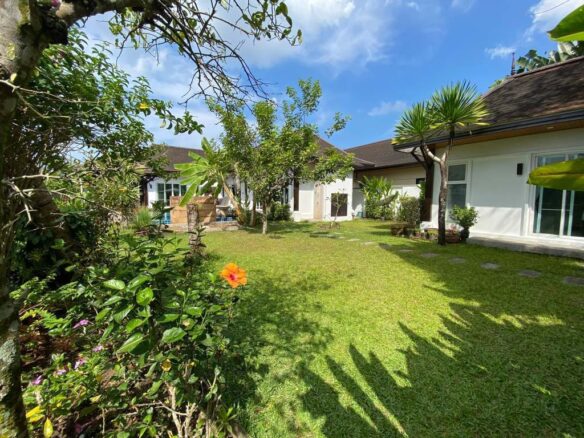 Phuket | 3 Bedrooms Private Pool Villa In Layan ID.23LY3111