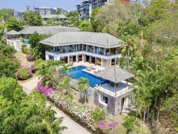 Very Beautiful 4 bedroom Pool Villa ID. 20RW4107