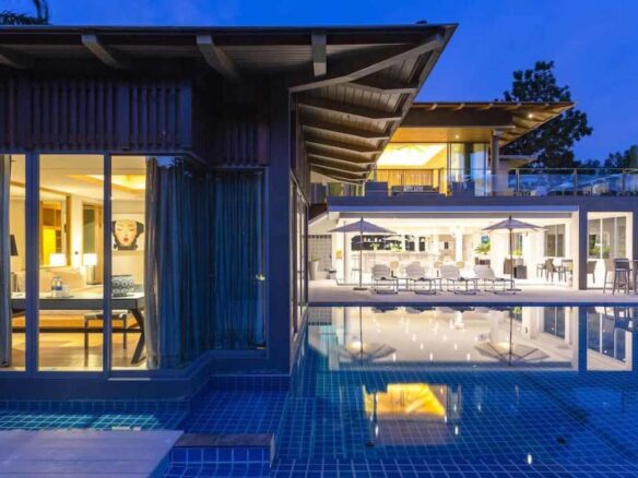 6 Bedroom Sea View Villa in Layan ID. 21LA6102