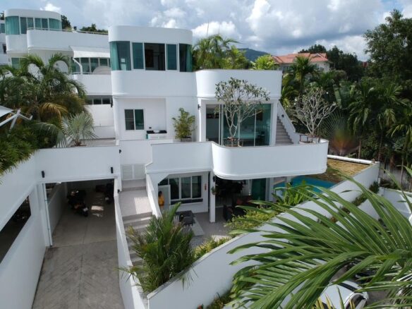 Modern 4 Bedroom Pool Villa in Chalong ID.23CH4258