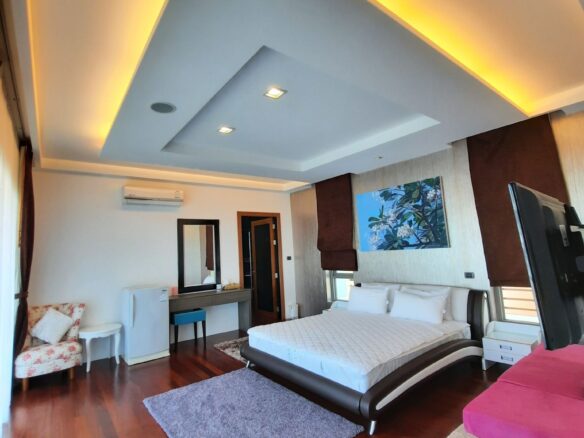 Villa for sale chalong ID.23CH3198