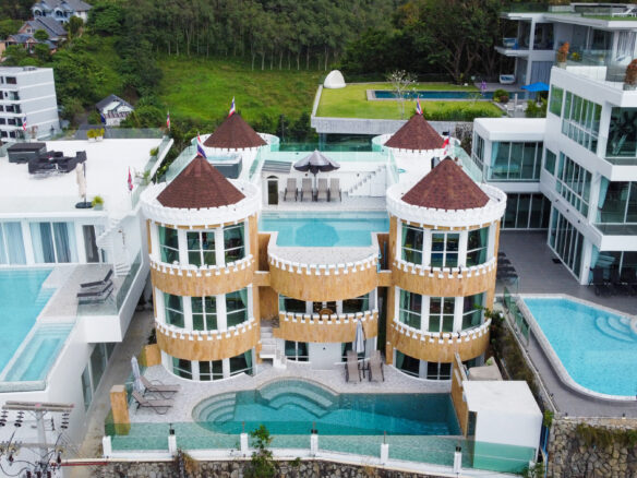 The Castle Patong 8 Bedroom ID.23PT8188