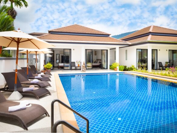 Nearby Catch beach club – Walking distance to the beach ID.23BT7188
