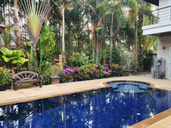 Lock Palm Family Home near Golf Course  ID.24KT4101