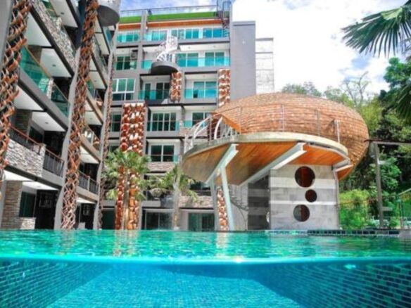 Freehold Condominium 1 Bedroom ID.24PT112