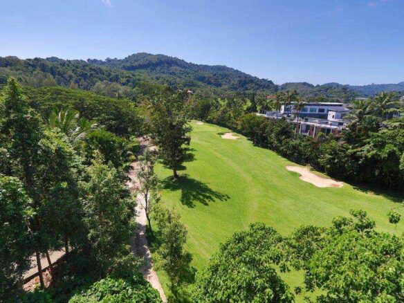 Golf view condo for sale in Kathu 2 Bedroom ID.24KU202
