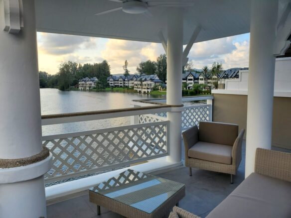 Duplex condo Allamanda 2 Bedroom on the lake ID.24LG218