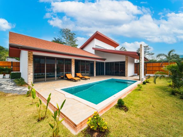 Koh Samui | The Moonriver Caviar ID.24KS3112