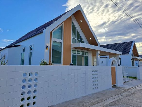 Hua Hin | 3 Bedroom in tranquil neighborhood of Hua Hin Nong Khon ID.24HH3002