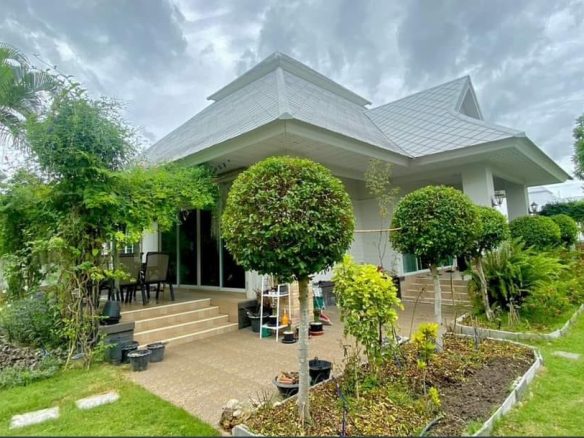 Hua Hin | 2 Bedroom house on land area of 604 sqm ID.24HH2002
