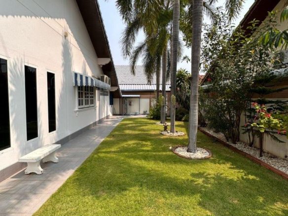 Hua Hin | Introducing a charming 2-bedroom house ID.24HH2015