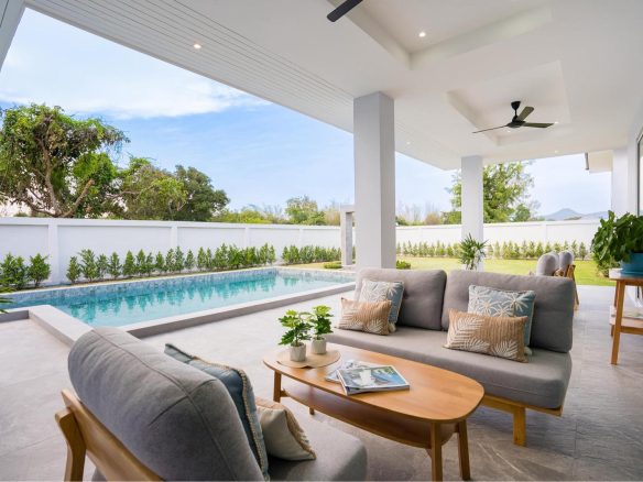 Hua Hin | Modern 3 Bedroom House for Sale in Wang Ka Ta ID.24HH3133