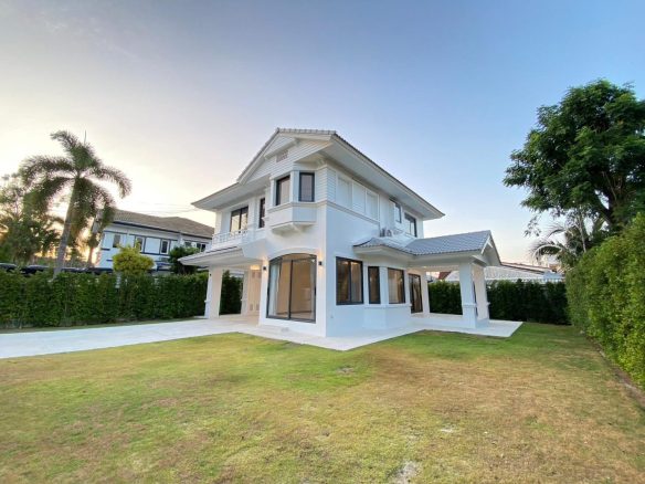 Phuket | 3-Bedroom Villa in Chalong| Thai/Company Freehold ID.24CHL3101