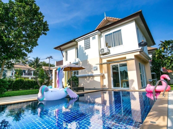 Krabi | 3-Bedroom Two-Storey House with Pool ID.24KB3102