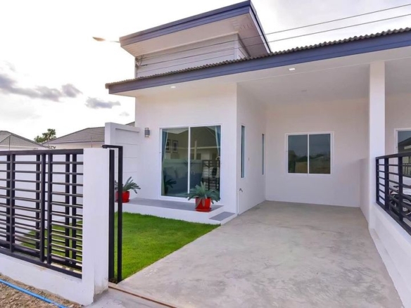 Hua Hin | 2-Bedroom Townhome for Sale in Tap Tai ID.24HH2022
