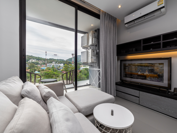 Phuket | For Sale One-Room Apartment in Luxury ID.24KT1019