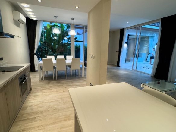 Phuket | Modern Villa Near Nai Harn Beach ID.24NH2102