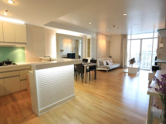 Bankgok | Condo for Sale at Urbana Sathorn ID.24BKK101