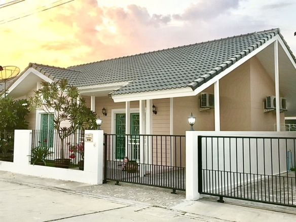 Hua Hin | 3-Bedroom Bungalow for Sale ID.24HH3002