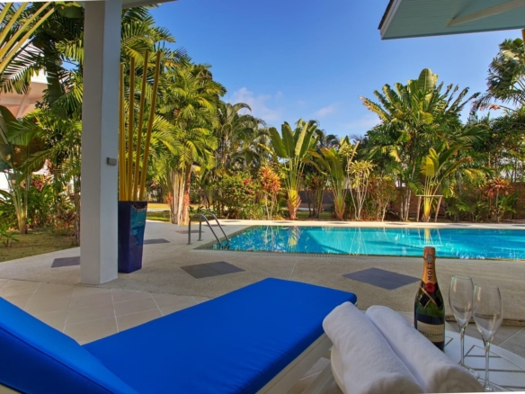 Phuket | 5-Bedroom Villa with Luxurious Amenities ID.24PK3106
