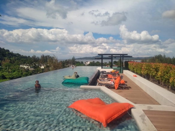 Phuket | 6 th Avenue Surin condo for Sale ID.24SU121