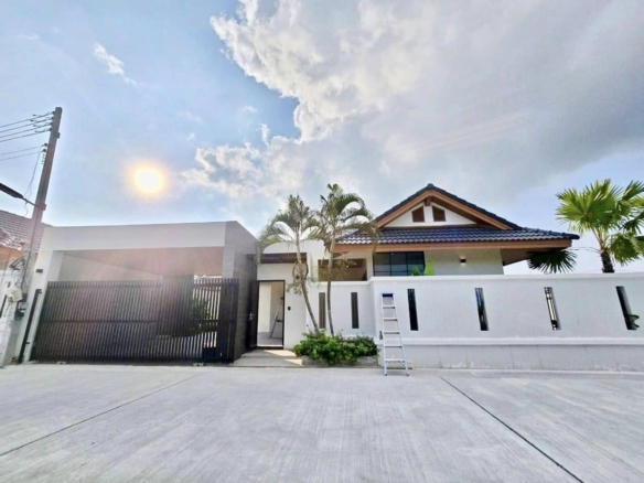 Phuket | Pool Villa 3 Bedrooms In Rawai ID.24RW3100