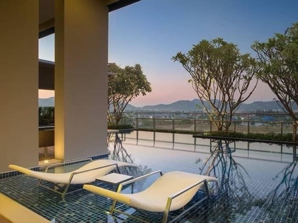 Hua Hin l Luxurious High -Rise Condo in Hua Hin ID.24HH172