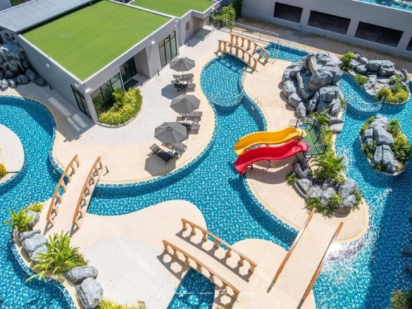 Phuket | Heart of Naiharn condo for Sale ID.24NH199