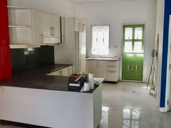 Urgent Sale: 3-Bedroom Pool Villa in Hua Hin