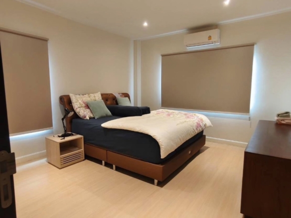 Unlock a Unique Investment Opportunity in the Heart of Hua Hin!