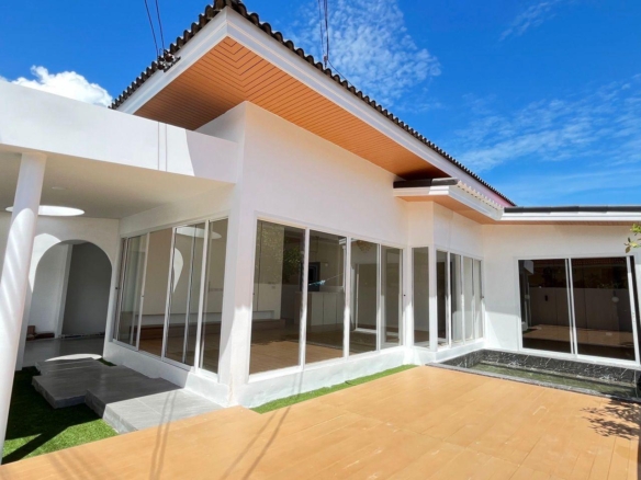 Phuket | Semi Detached house for Sale near BISP  ID.24KW3011