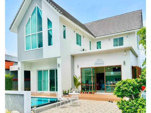 Stunning 320 sq.m. Phuket Thalang Home with Restaurant Business & Private Pool – A Perfect Investment Opportunity!