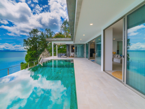 Phuket | Ao Por Exclusive Beachfront Villa for Rent