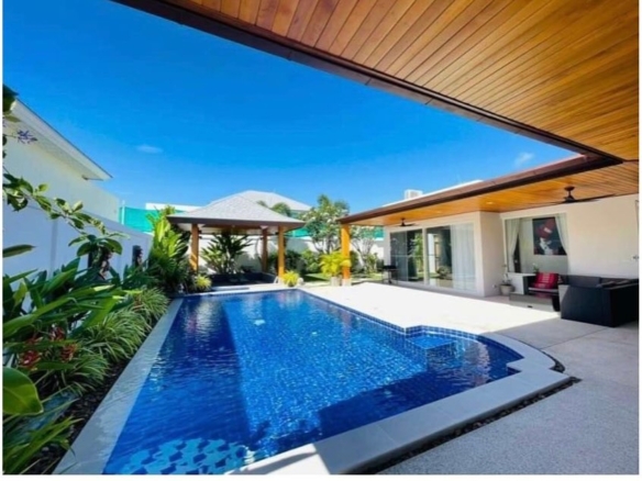 Phuket | Modern Pool Villa Rawai for Sale
