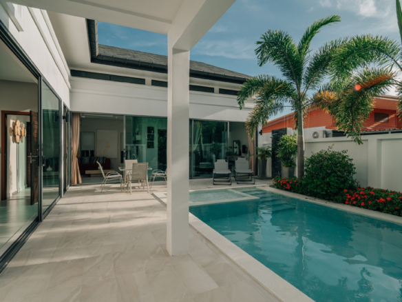 Phuket | Baannaraya Pool villa for Sale