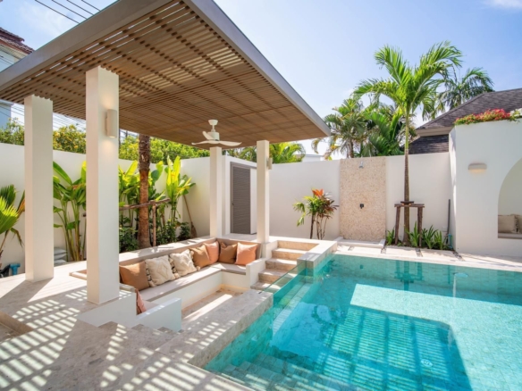 Phuket | 4 Bedroom for Sale Saiyuan
