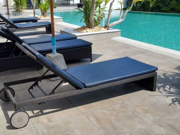 Phuket | 2 bedroom condo for Sale in Sansuri Residence