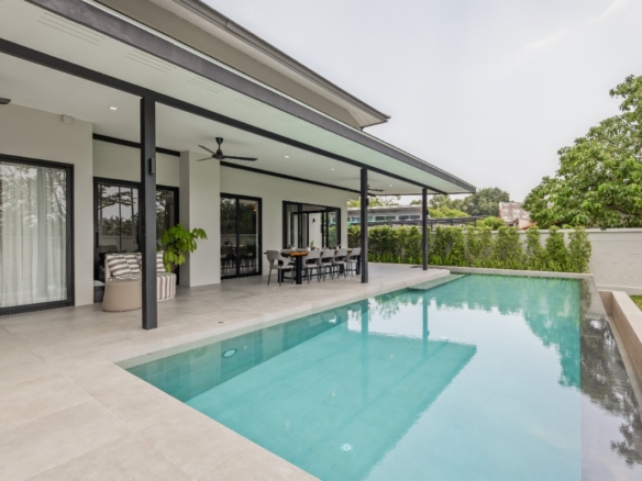 Phuket | Exquisite 4-Bedroom Modern Villa for Sale