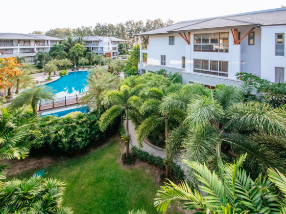 Phuket | Beachfront 3-Bedroom Residence at Pearl of Naithon