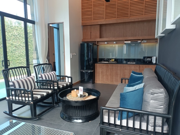 Phuket | Mono Pasak 8 Villa with Modern Furniture Package