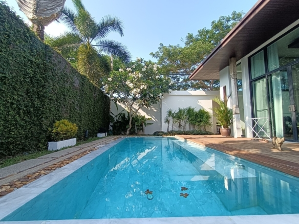 Phuket | Mono Pasak 2-Bedroom Villa – Fully Furnished