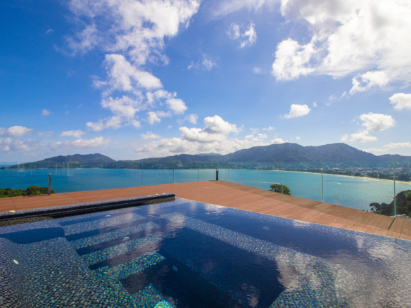 Phuket | Freehold Luxury Condo  2 Bedroom  – Patong
