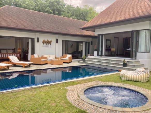 Phuket | Modern 2-Bedroom Pool Villa Near Nai Harn Beach