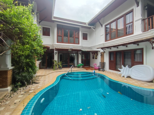 Best Deal in Boat Lagoon Phuket – 4-Bedroom Villa